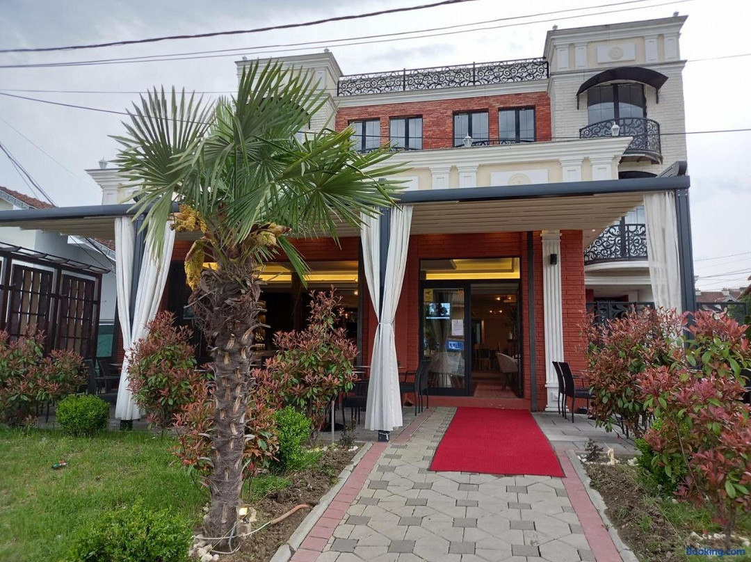 Conti Hotel & Restaurant
