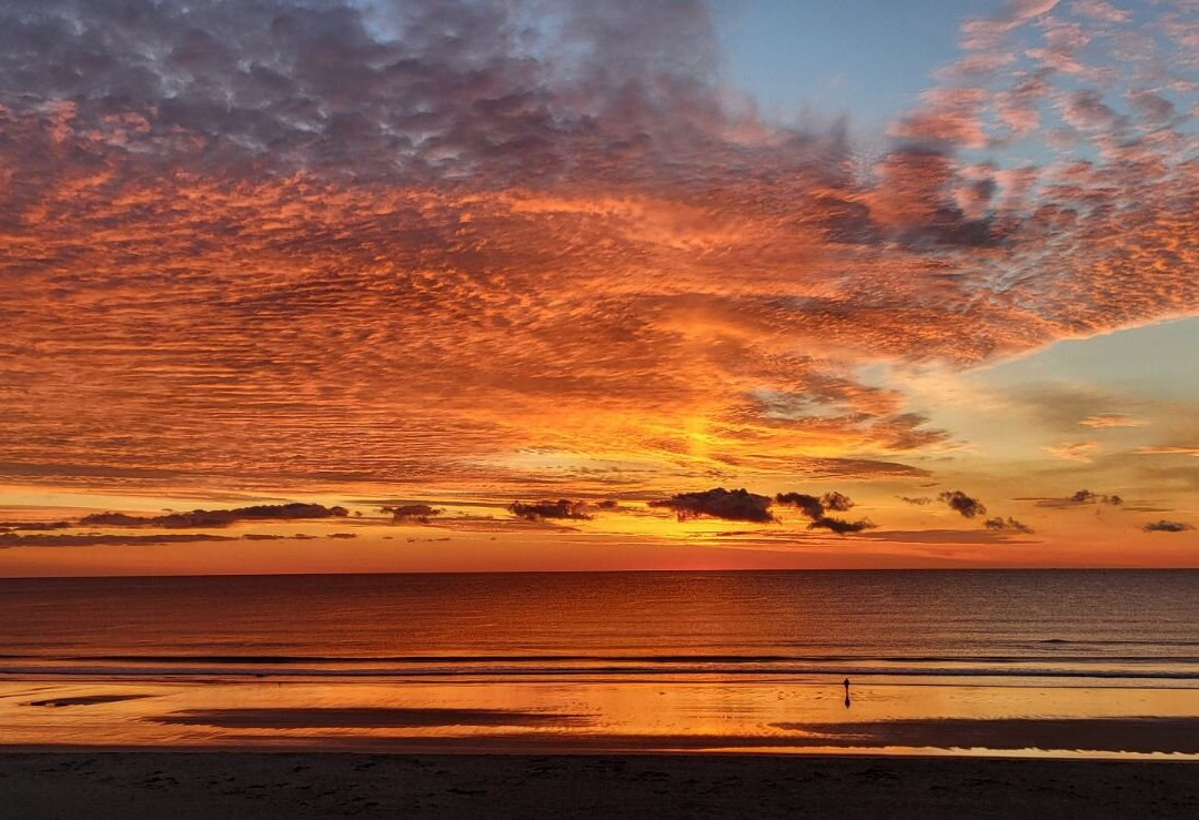 Hampton House Hotel主图