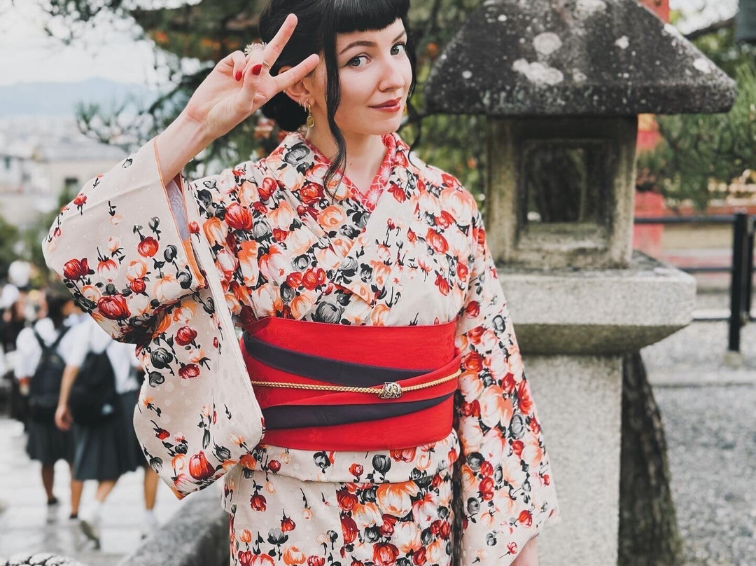 冈本和服租赁 本店-京都市必去景点