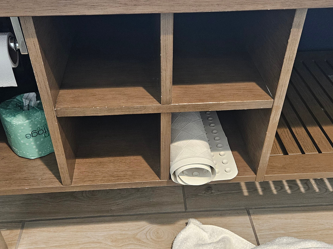 LAX拉昆塔套房酒店主图