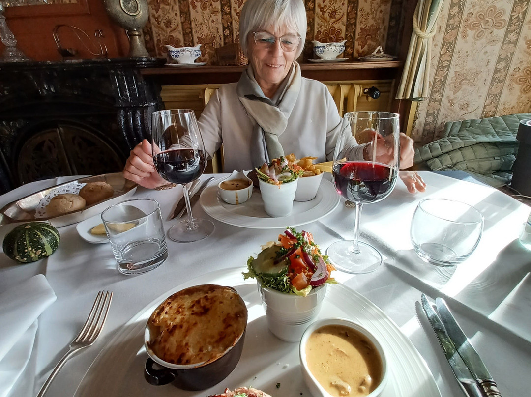 Royal Hotel-Restaurant Bonhomme主图
