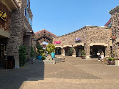伍德本工厂直销店景点图片