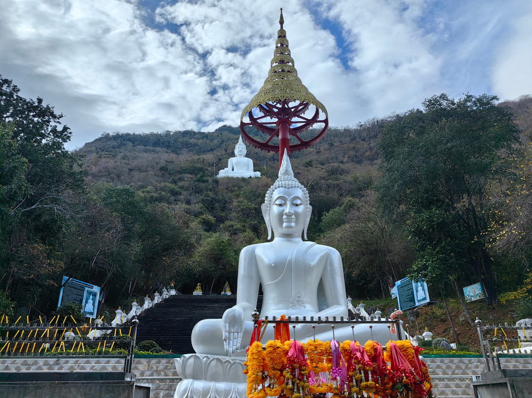 Thep Phithak Punnaram景点图片