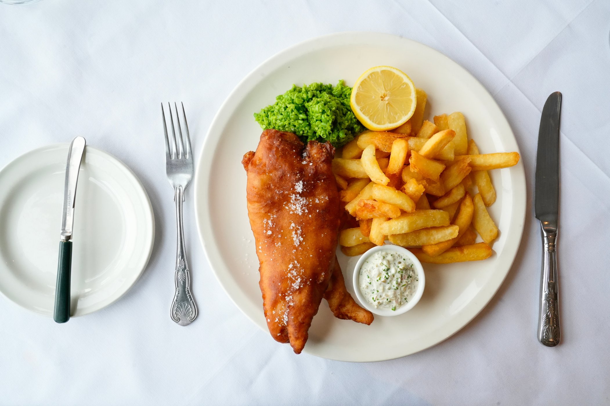 阿罗斯法港边旅馆-餐饮