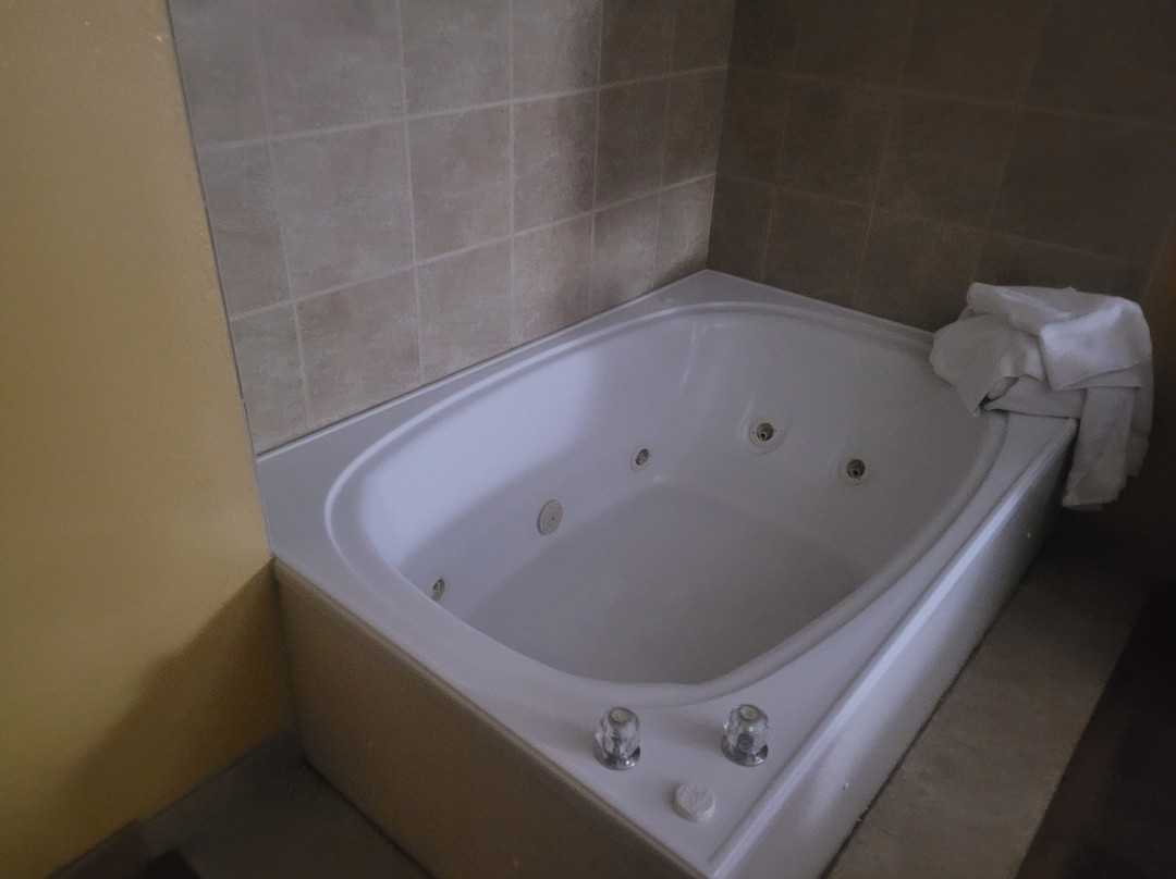 Old Creek Lodge主图