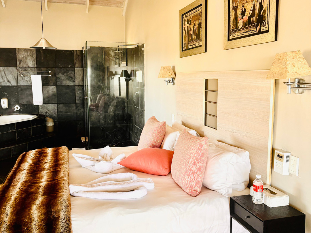 Sir Roy's At The Sea主图