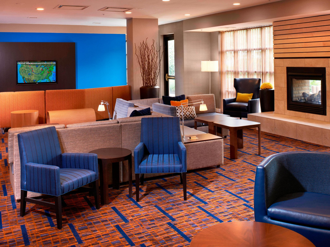 卡温顿酒店住宿-Courtyard by Marriott Cincinnati Covington