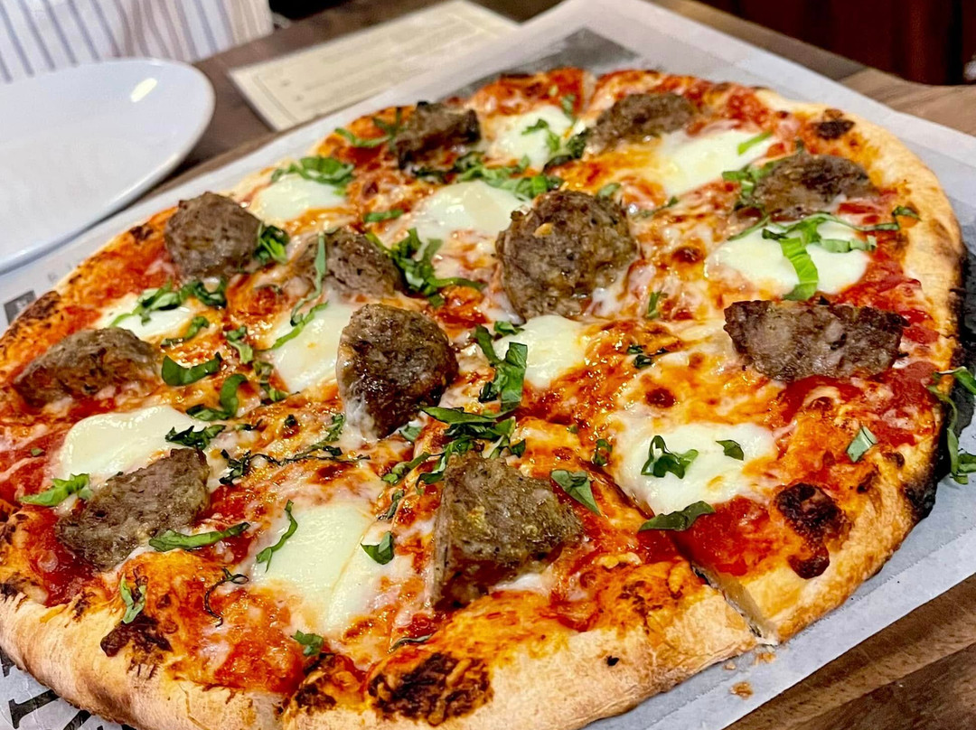 Cento Wood-fired Pizza & Cafe