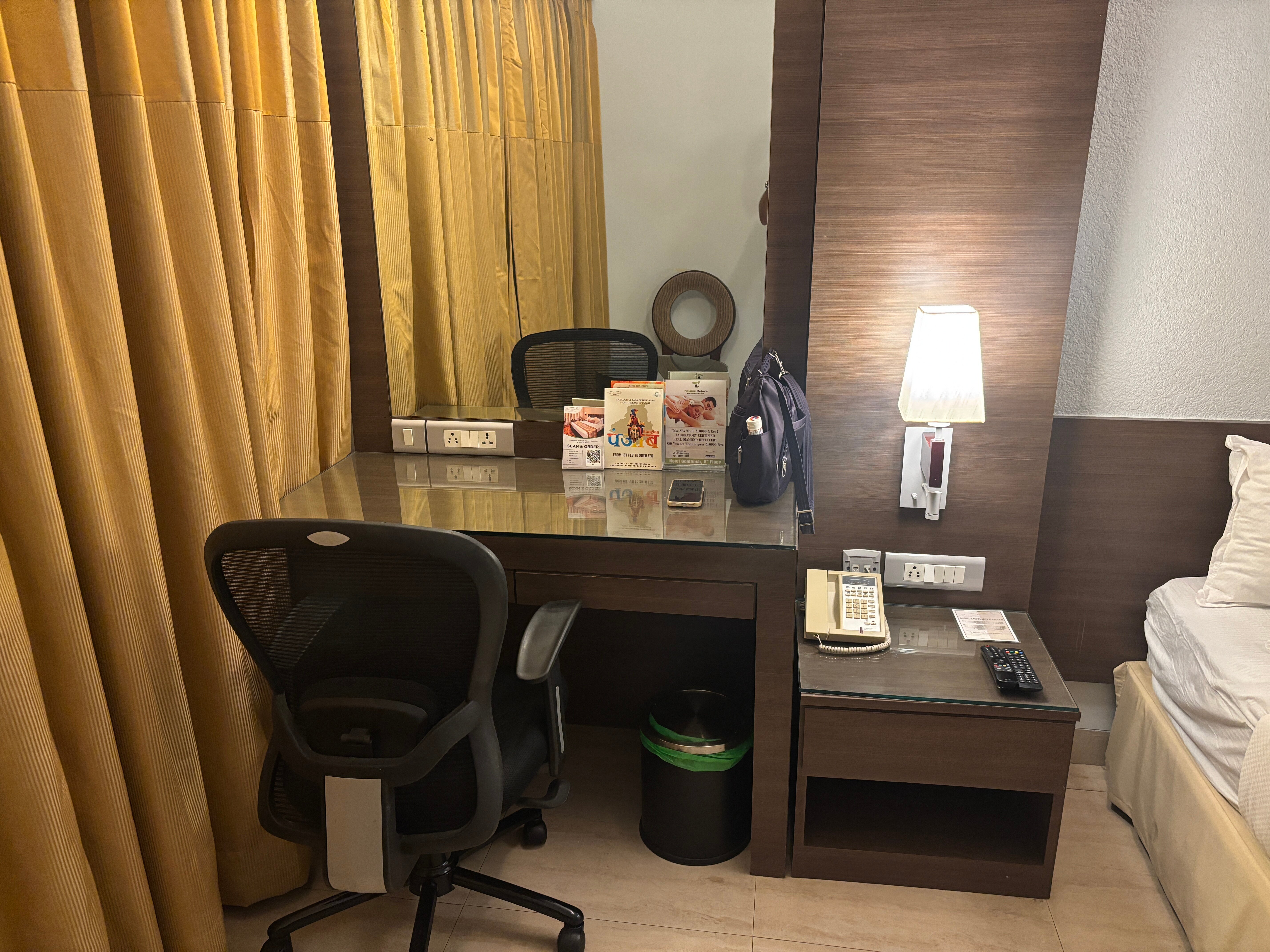 Goldfinch Hotel Mumbai-浴室
