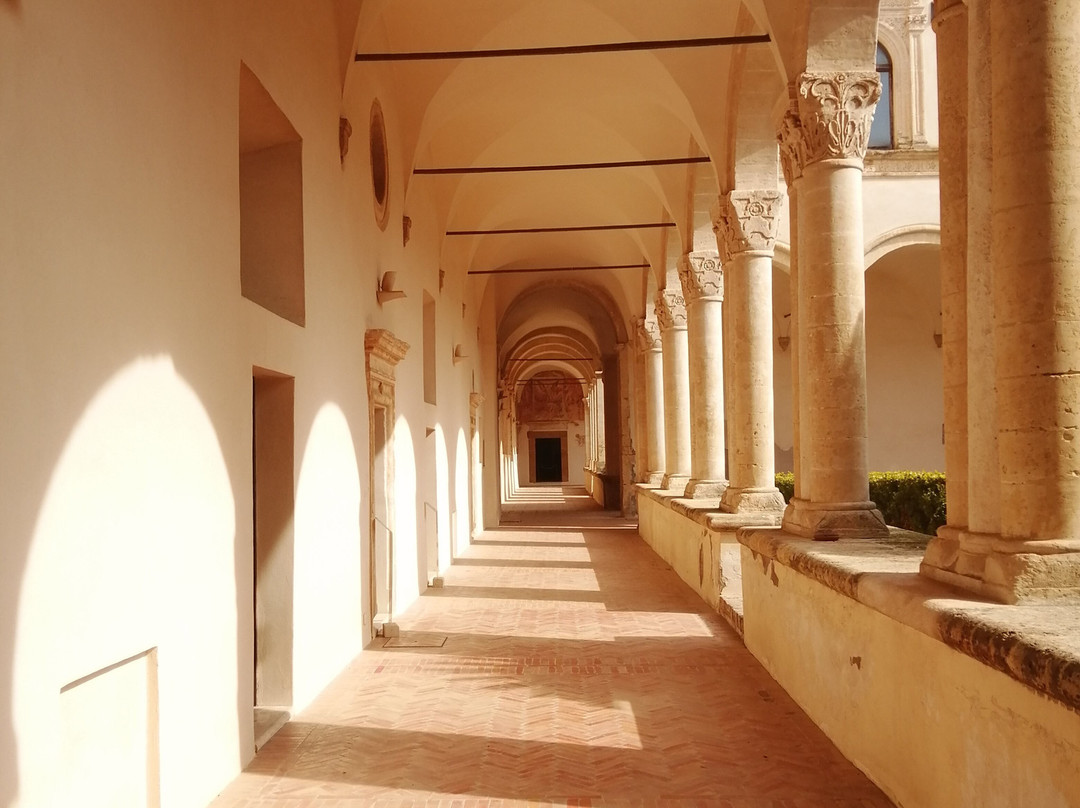 Abbazia Benedettina di San Michele Arcangelo-Montescaglioso必去景点