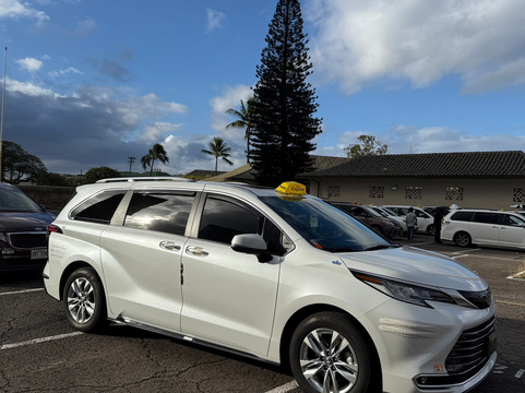 Kingdom Taxi Honolulu