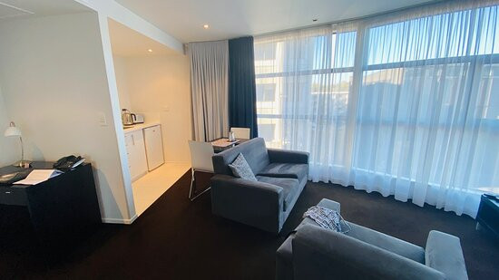 奎斯特帕内尔酒店主图