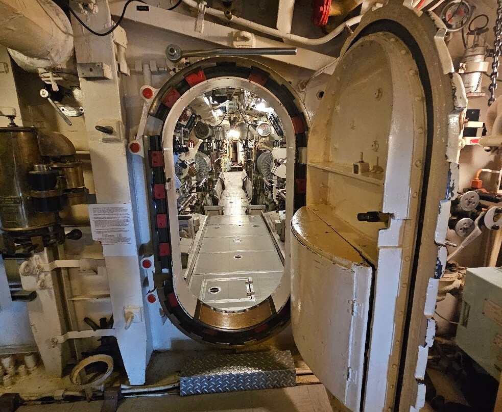 HMS Alliance Submarine景点图片