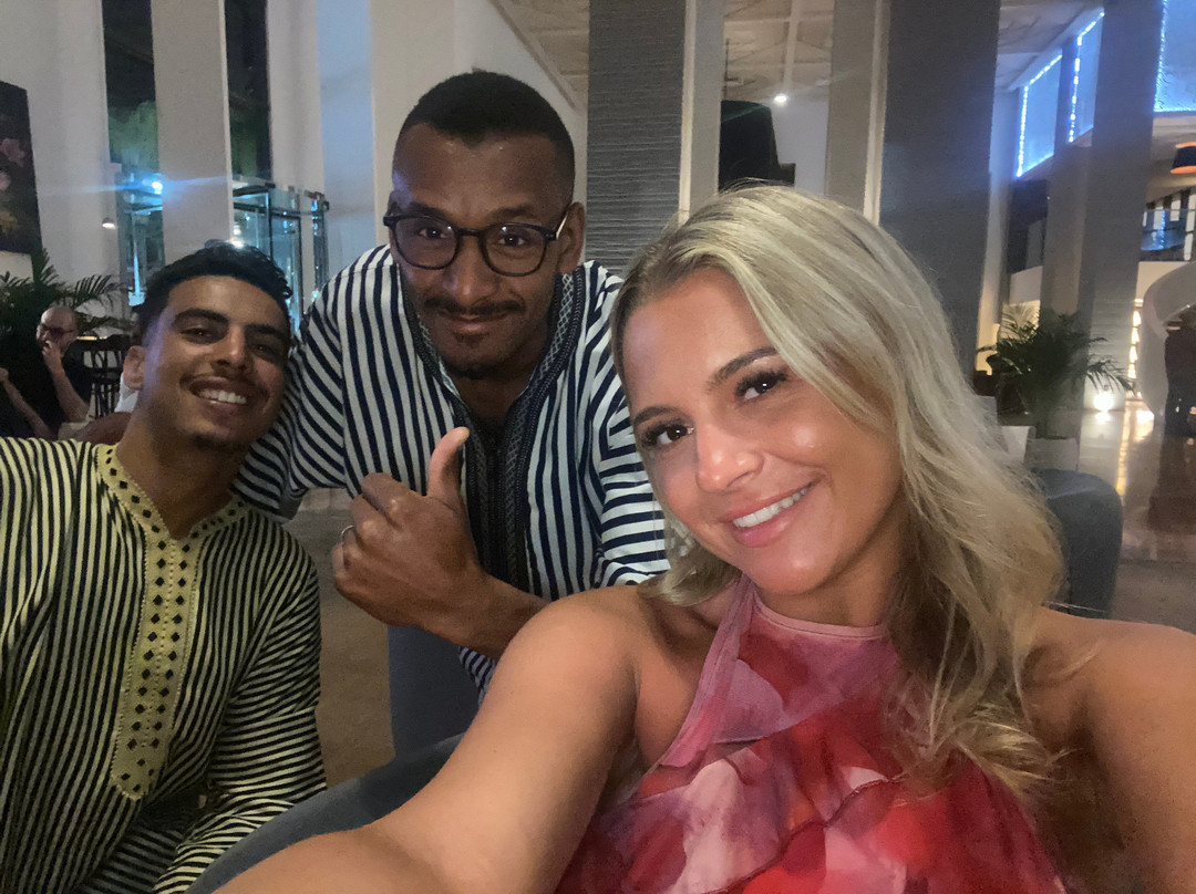 杜高尔夫酒店主图