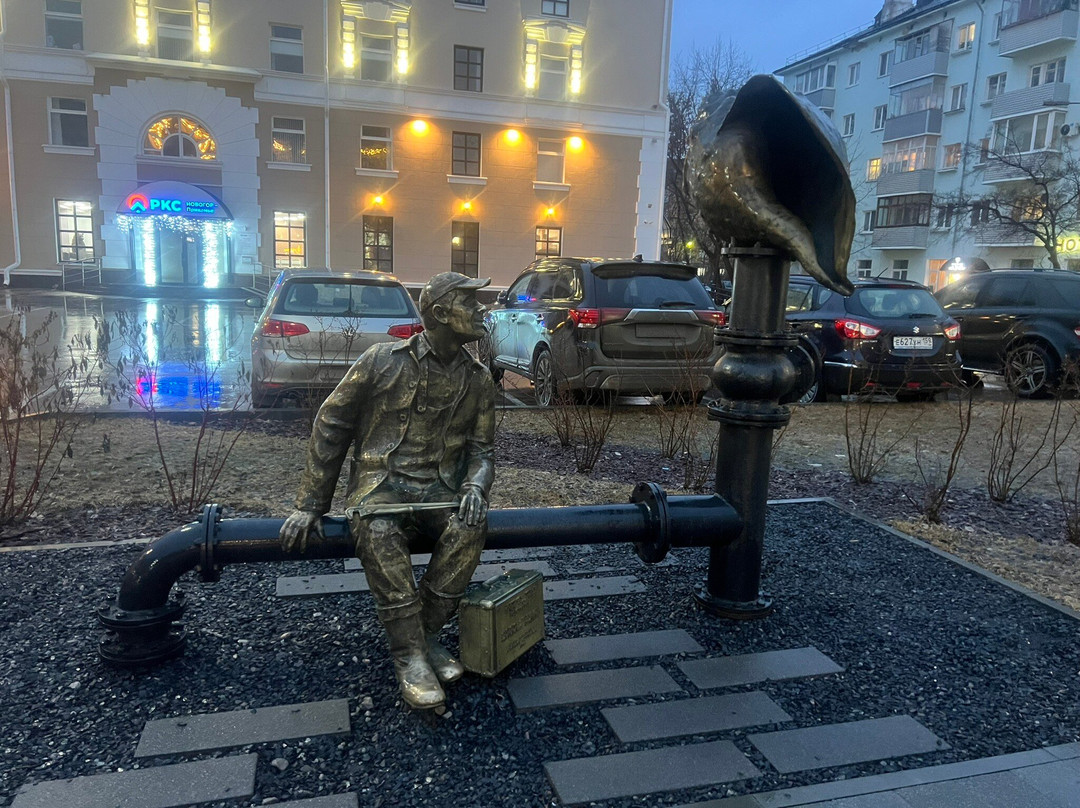 Pamyatnik Vodoprovodchiku-彼尔姆必去景点