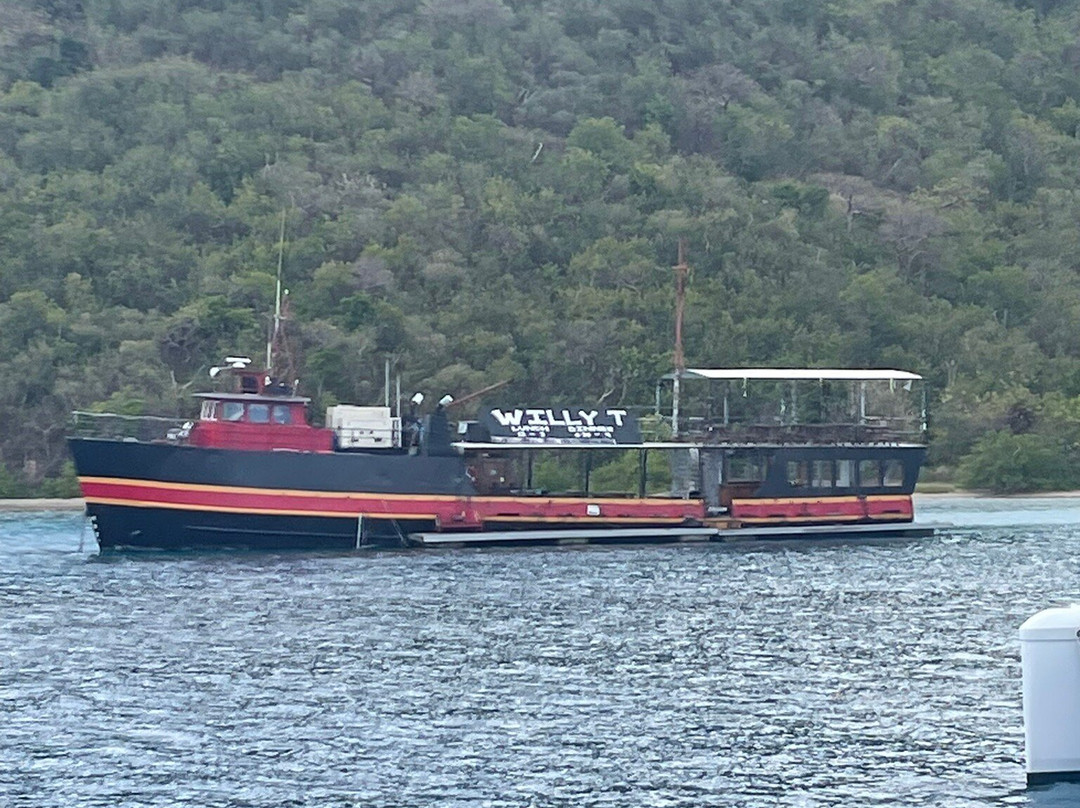 The Catamaran Company Charters-托土拉必去景点