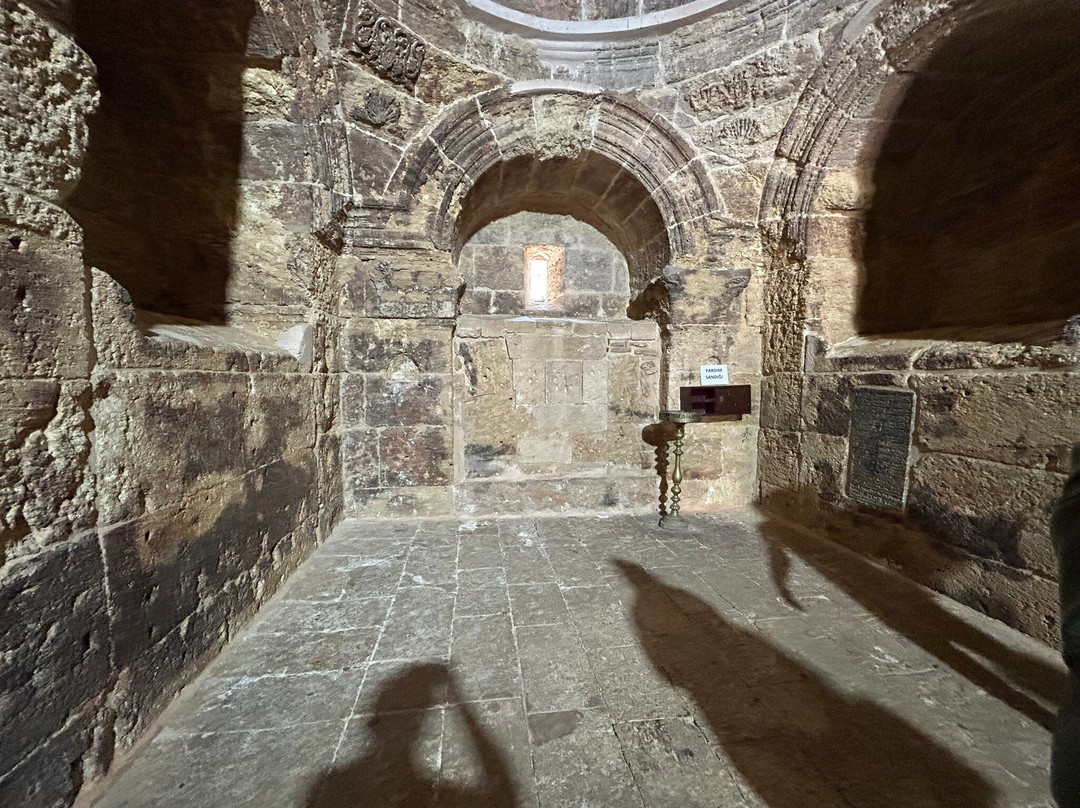 Deyrulzafaran Monastery-Alimli必去景点