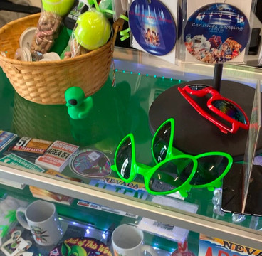 Alien Cowpoke-Rachel必去景点