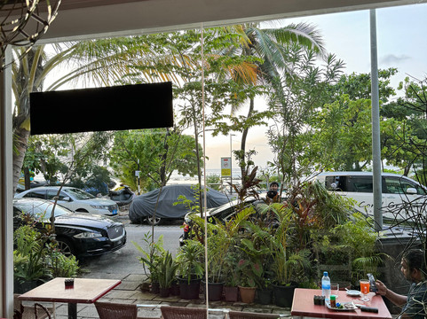 珊瑚海滩水疗大酒店主图