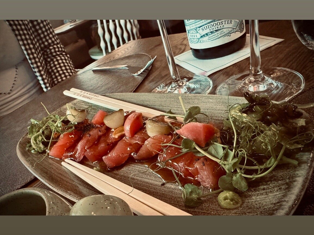 维多利亚哈芬酒店主图