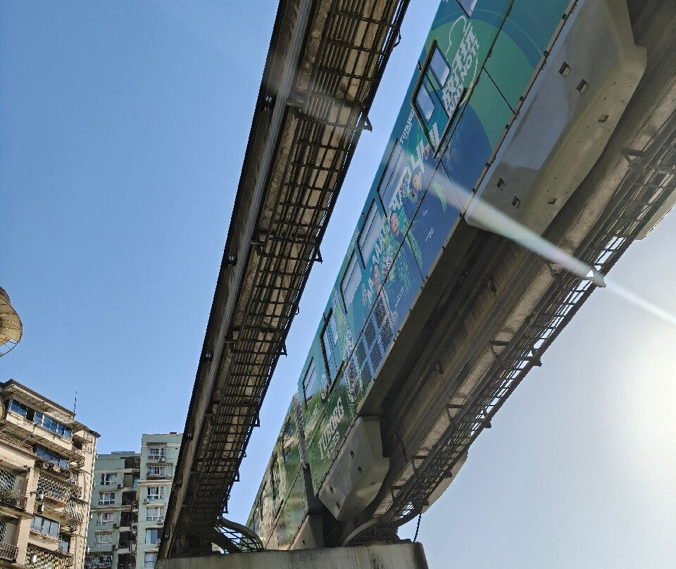李子坝站景点图片
