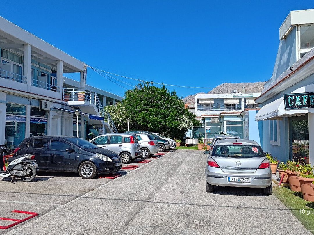 Seafront Studios & Apartments主图