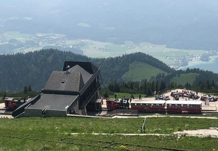 Kreuzinger Pension-官方