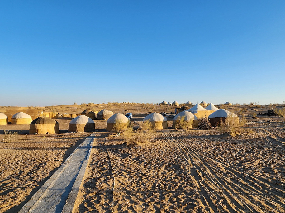Darvaza Gas Crater-Darvaza必去景点