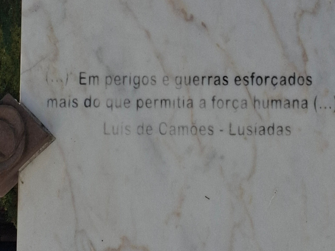 Memorial aos Combatentes do Concelho de Salvaterra de Magos-Salvaterra de Magos必去景点