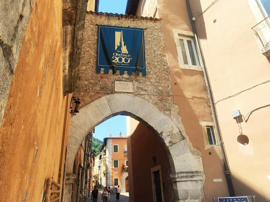 Piazza Obelisco-Tagliacozzo必去景点