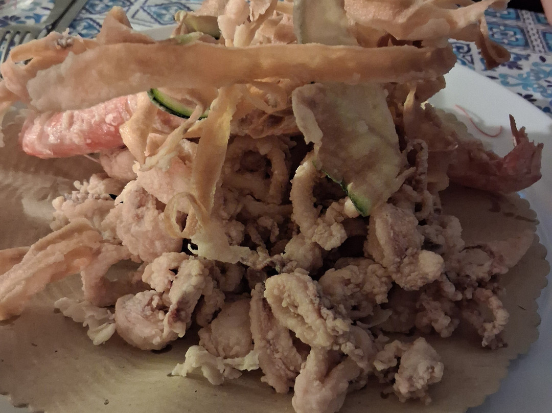 Bagni Pino-Albisola Superiore必去景点