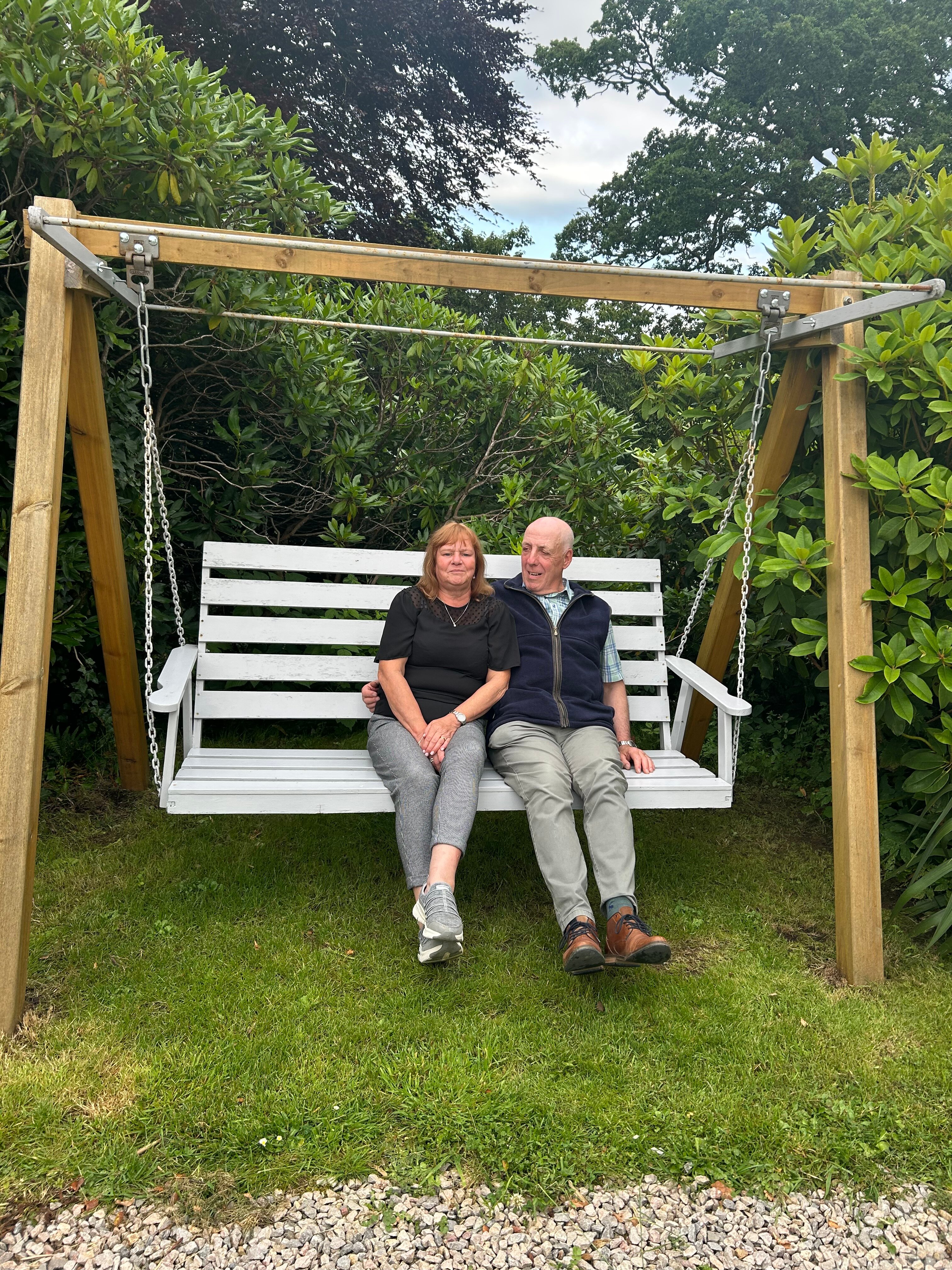 March Bank Hotel-官方