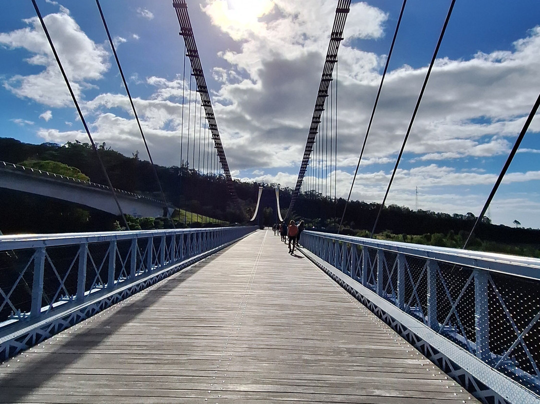 Pont Suspendu de la Rivière de l'Est-圣罗斯必去景点