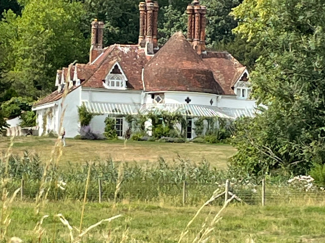 Houghton Lodge Gardens-Houghton必去景点
