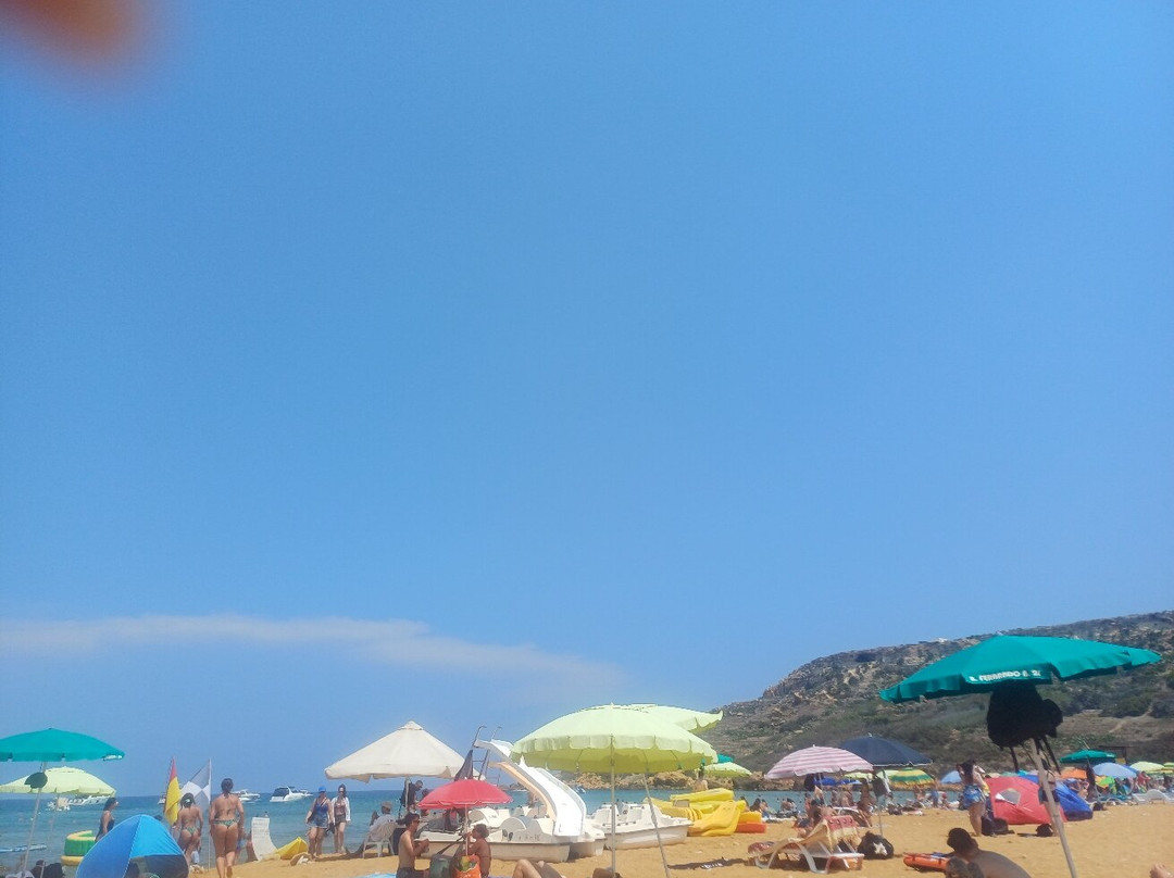 Rose's Bar and Restaurant