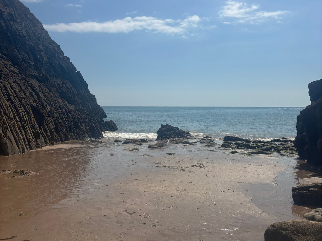 Skrinkle Haven Beach-Manorbier必去景点