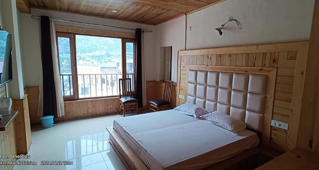 Hotel Roshan Regency By Seraj Heritage Inn