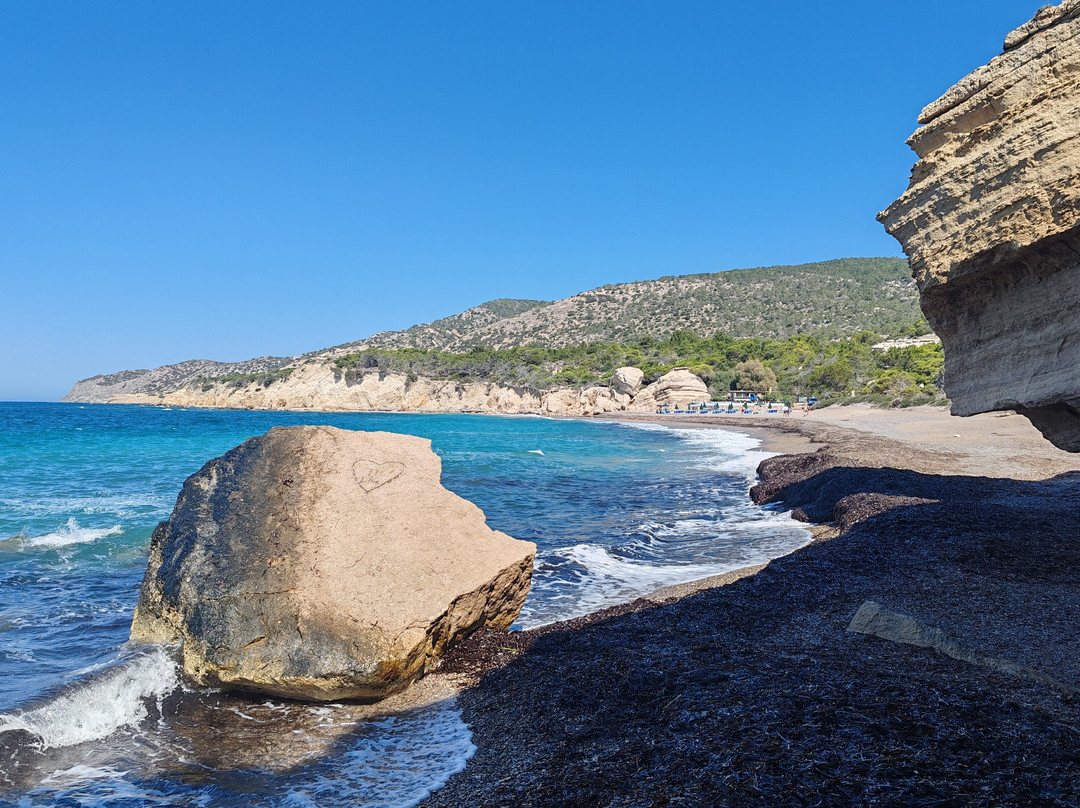 Fourni Beach-Monolithos必去景点
