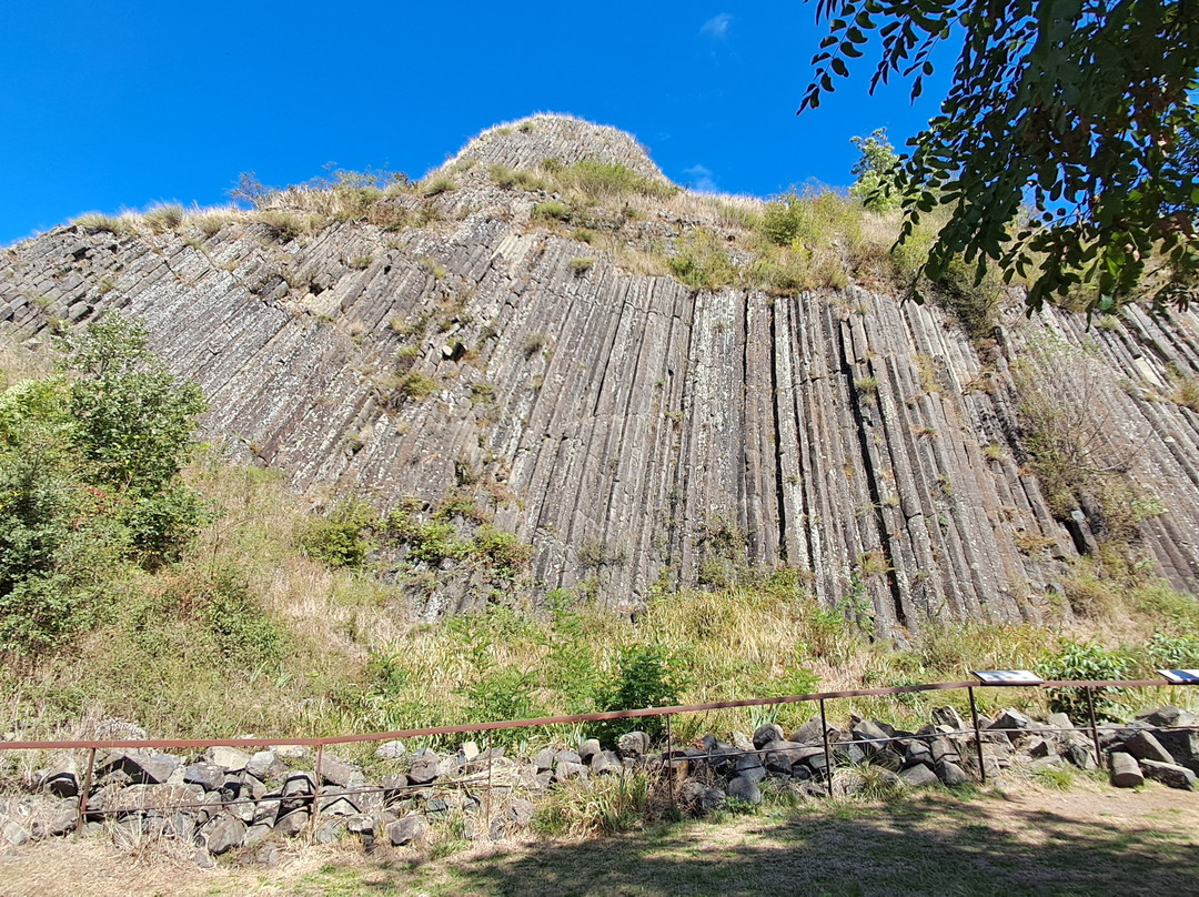 Eglise Saint-Maurice-Usson必去景点
