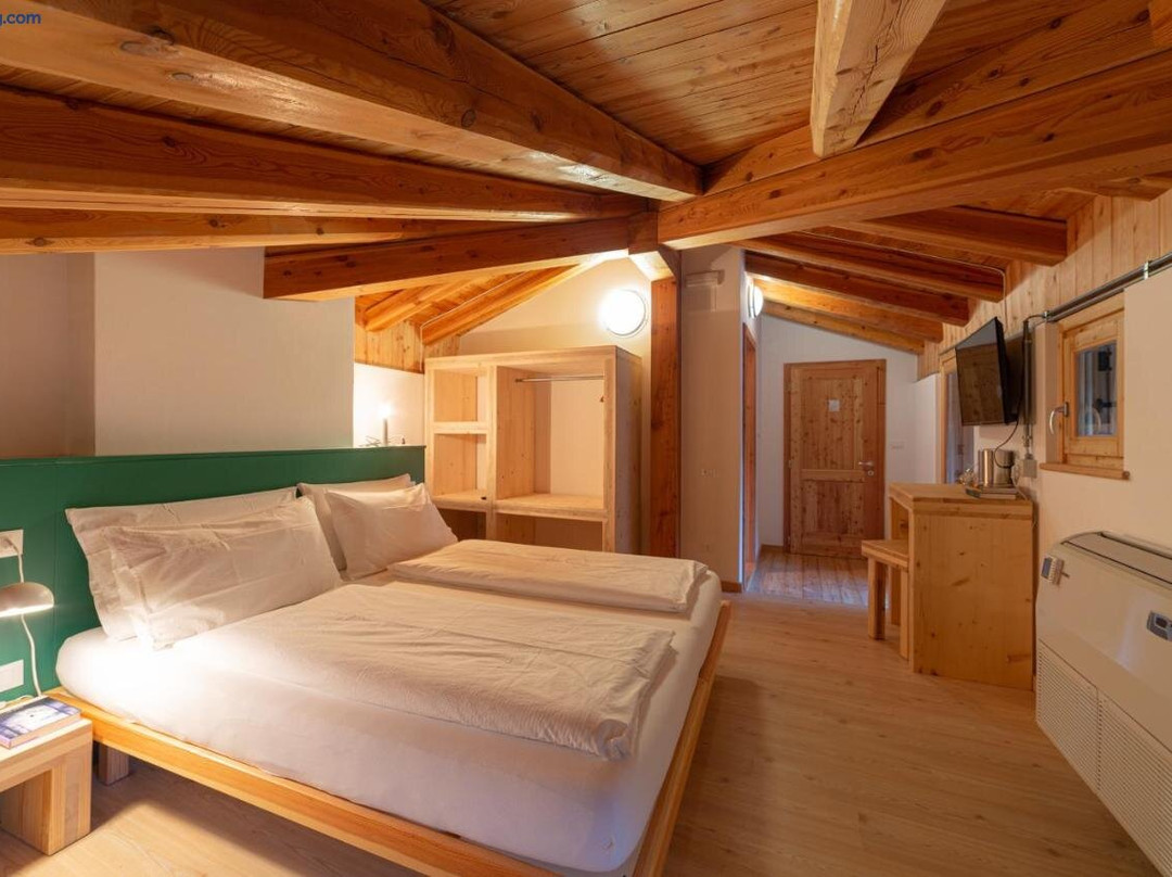 Santa Massenza酒店住宿-Limaro B&B