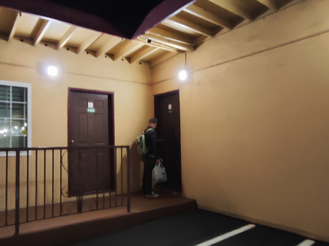 塔马尔派斯汽车旅馆主图