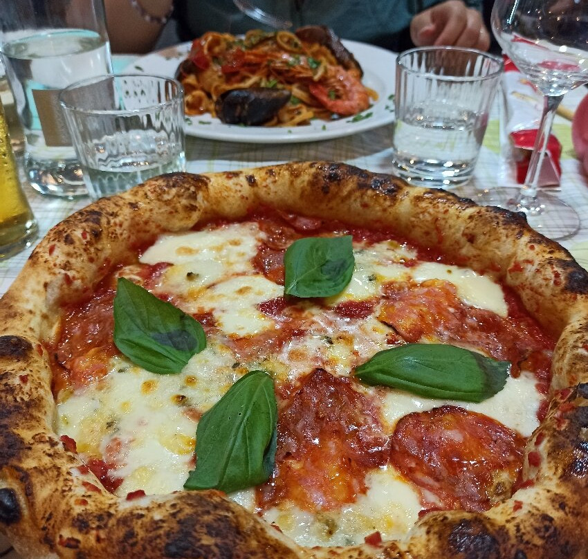 La Sirenetta Pizzeria E Ristorante