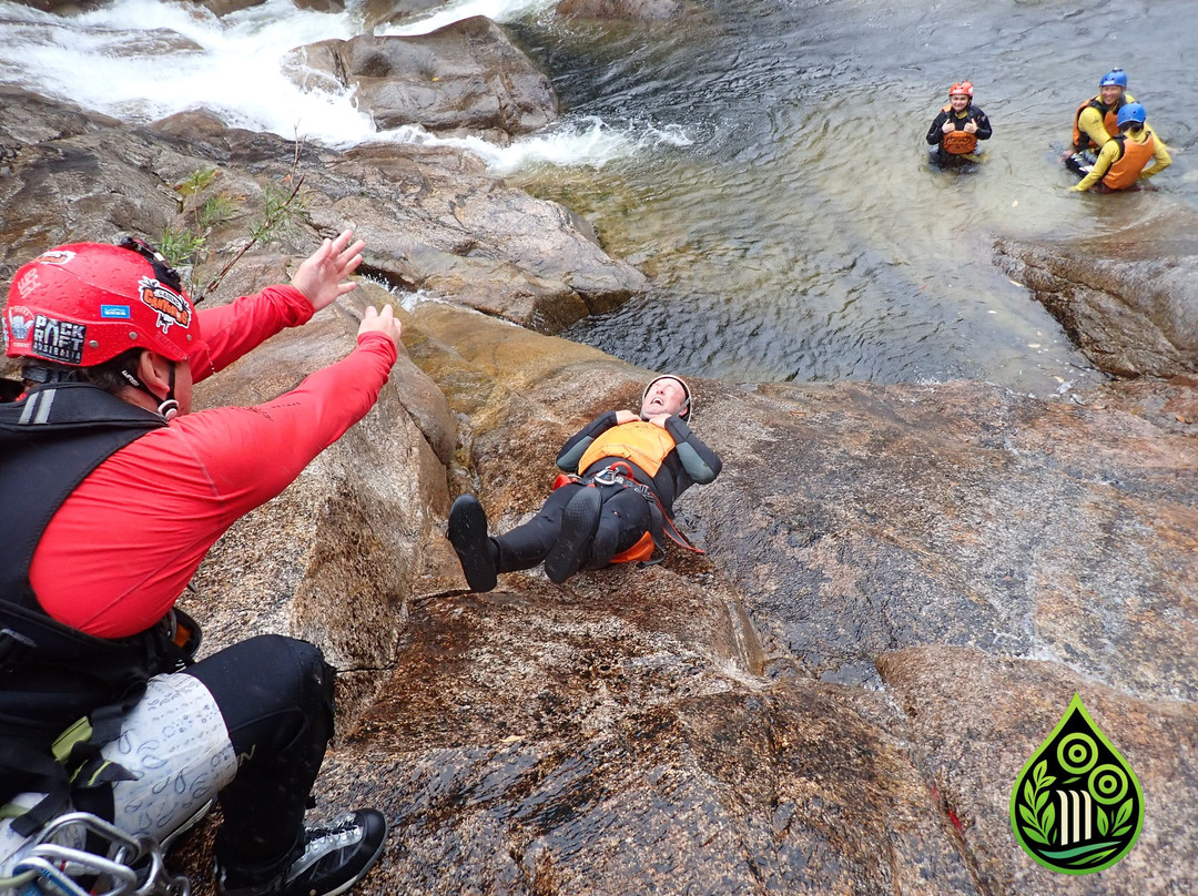 Behana Gorge Waterfall-凯恩斯必去景点
