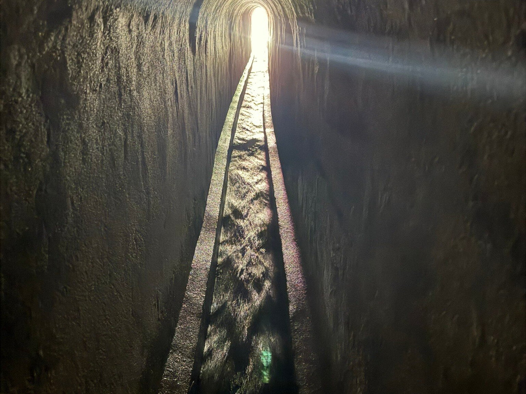 Seven Springs Tunnel-科林比亚必去景点