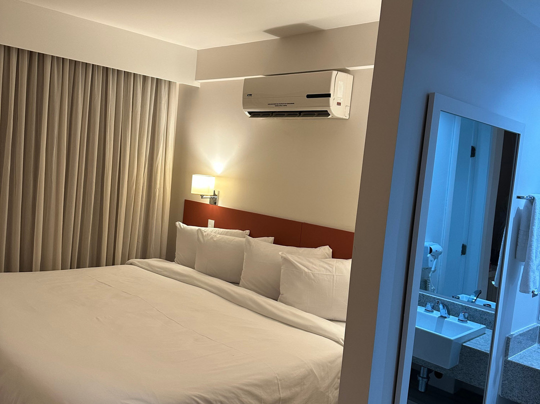 Ramada by Wyndham Campos dos Goytacazes Hotel & Suites主图