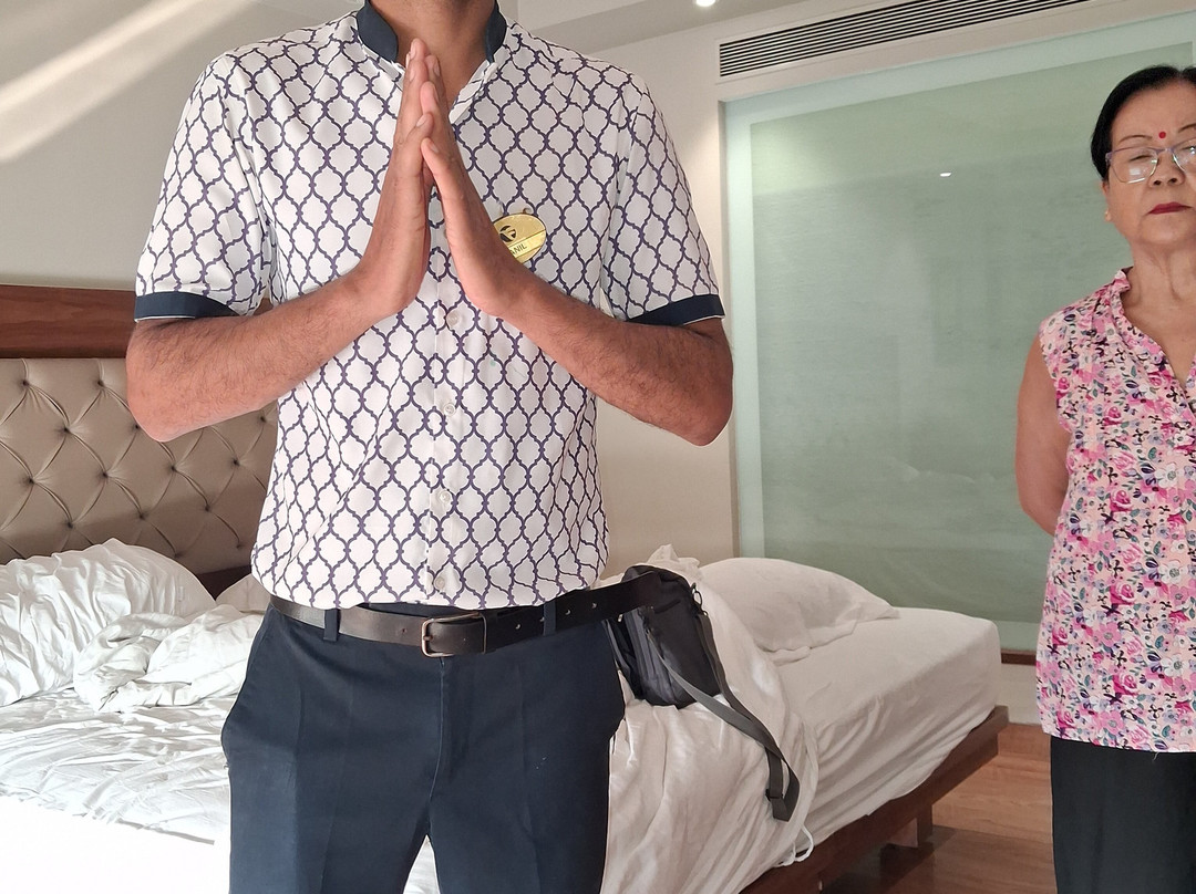 格拉齐亚-财富酒店主图