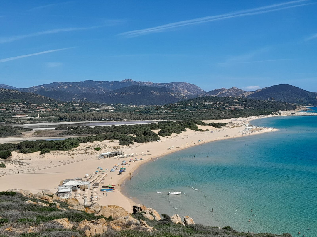Spiaggia di Chia-Chia必去景点