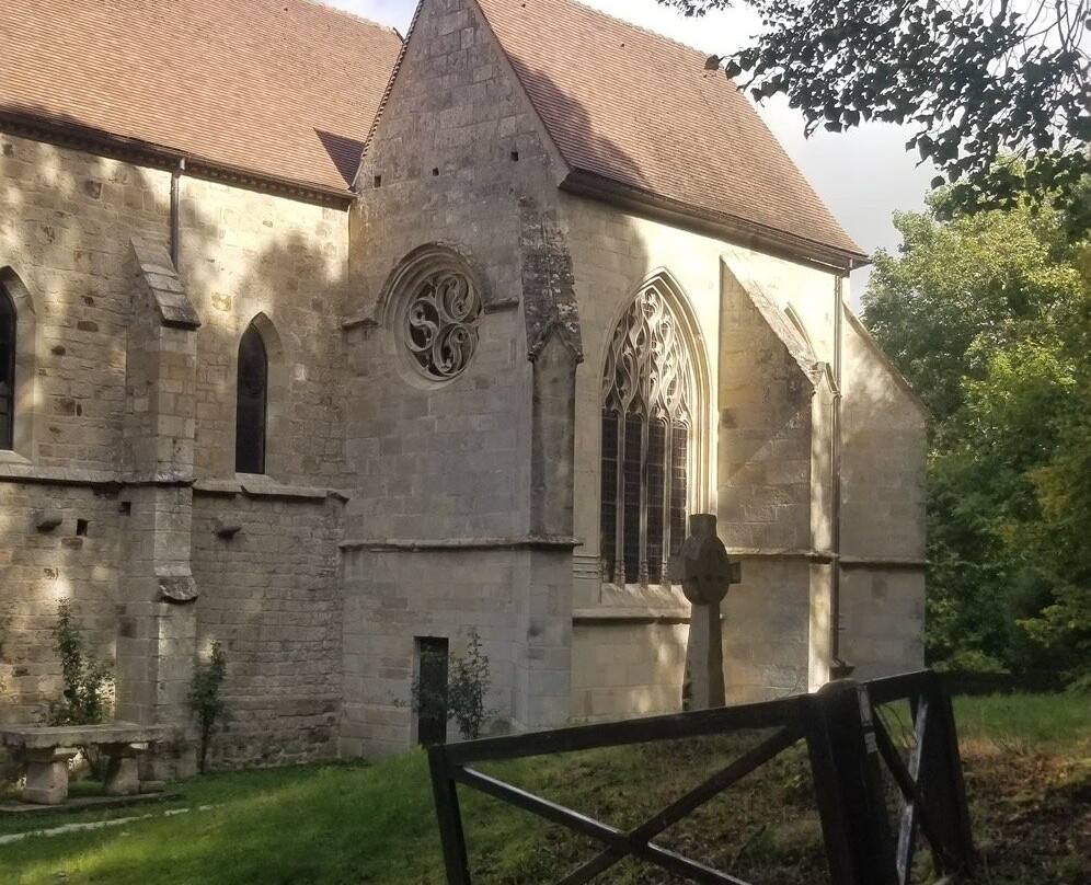 Prieuré Du Val Saint-benoît-Epinac必去景点