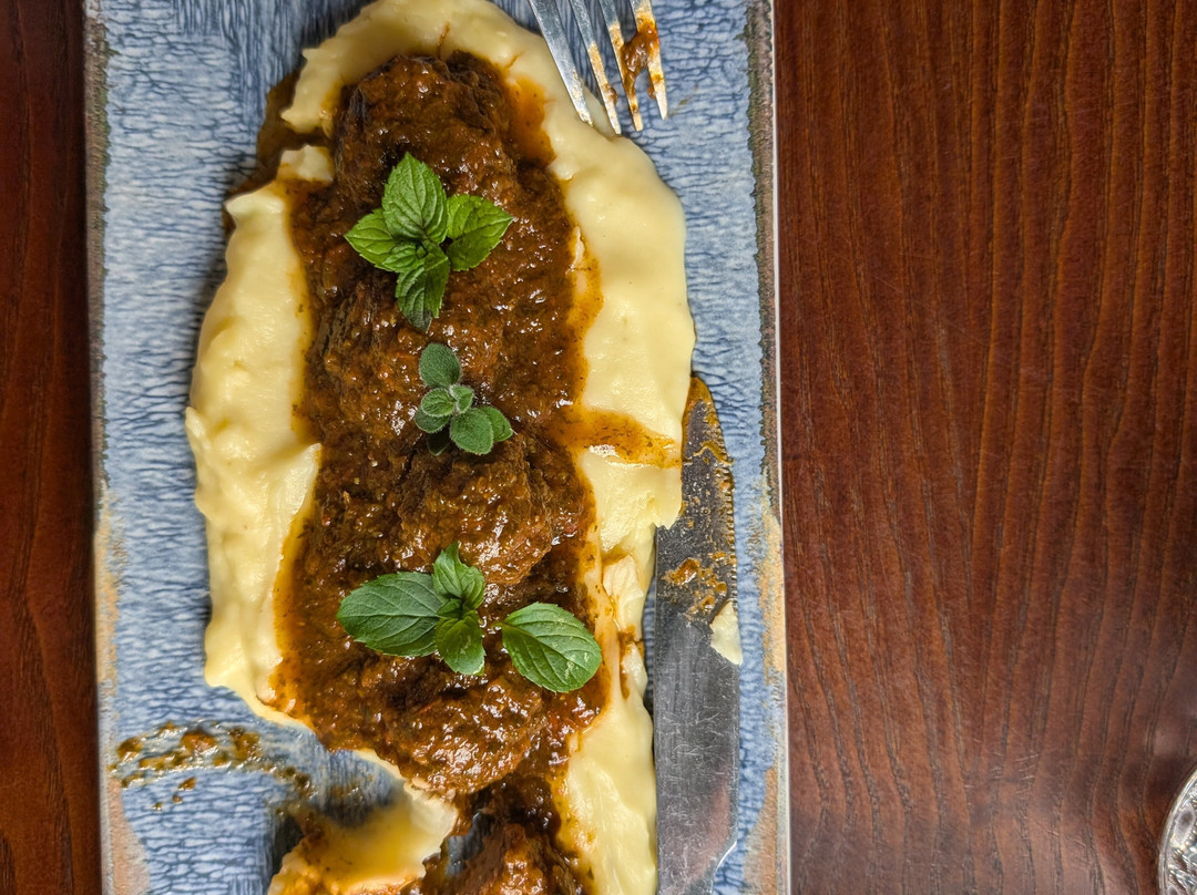 Sip Wine Bar Restaurant