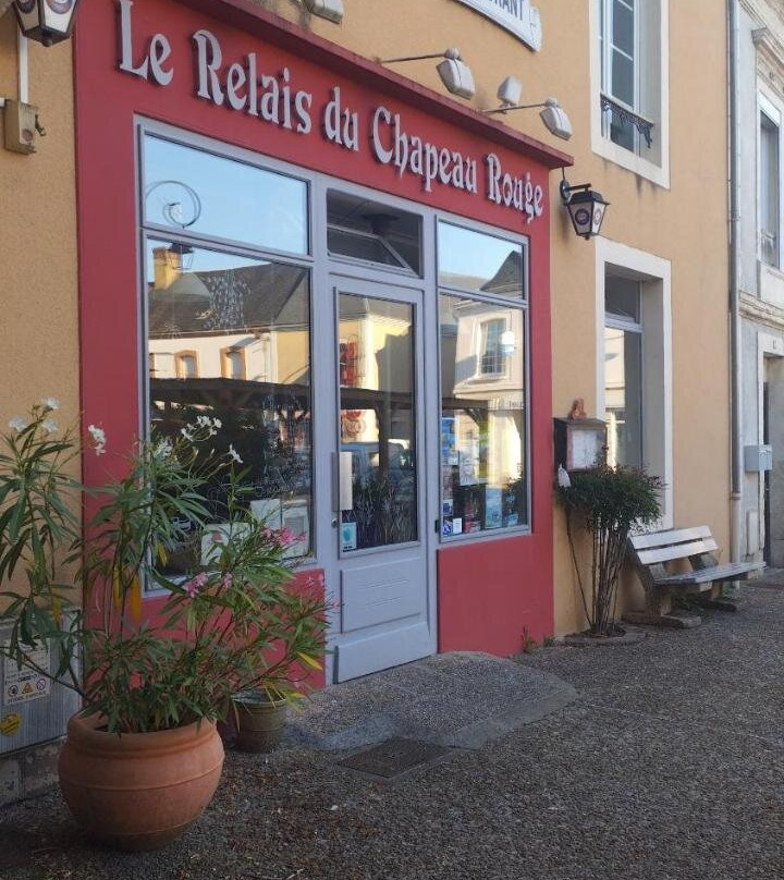 Le Relais Du Chapeau Rouge